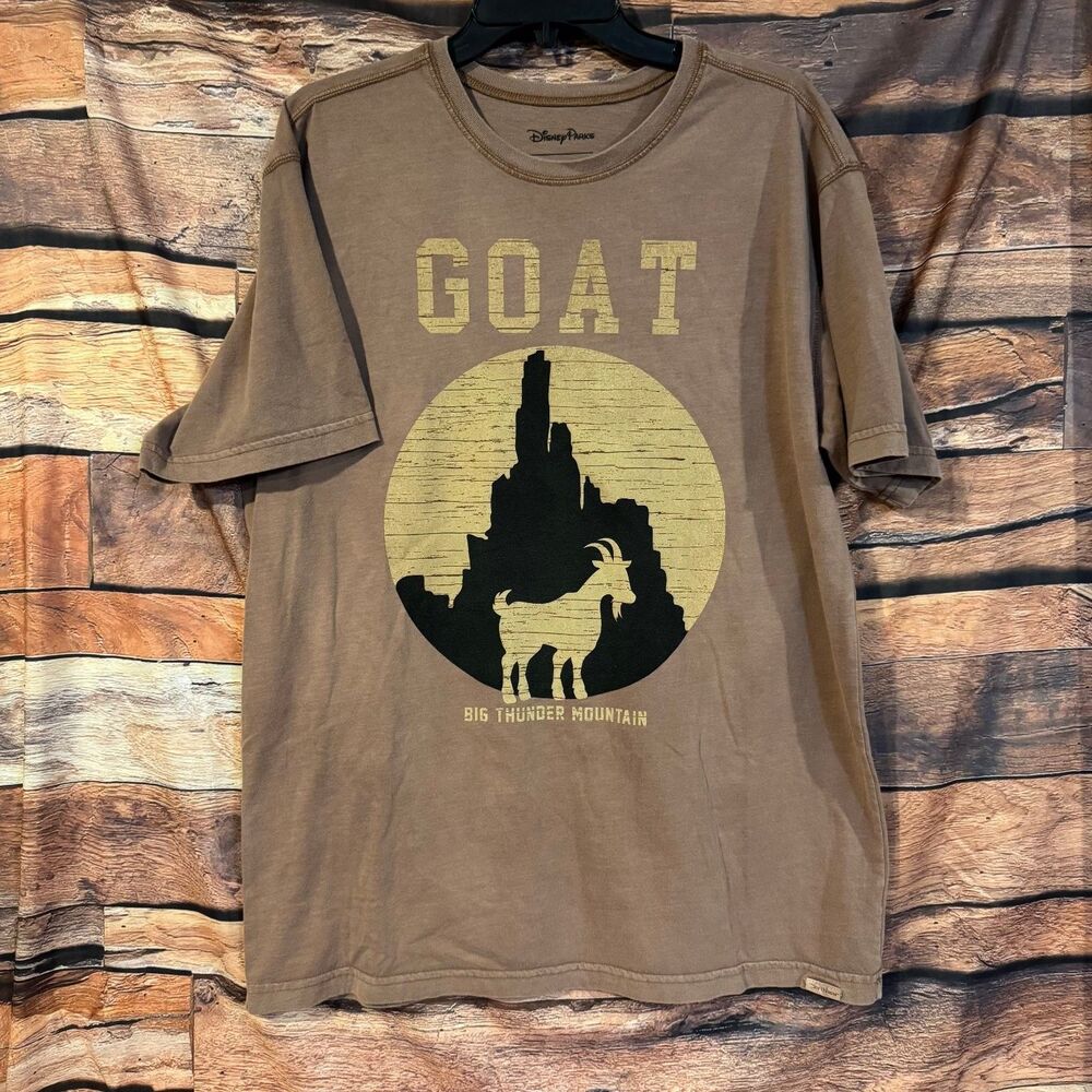 Disney Parks Our Universe Men's Brown GOAT Big Thunder Mountain T-Shirt L
